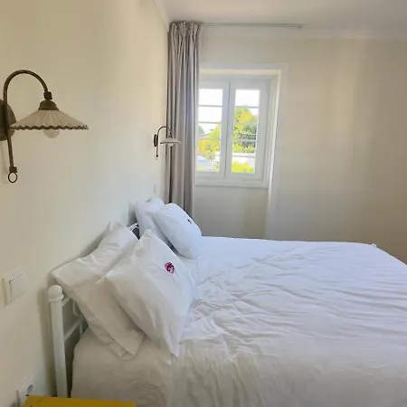 Bed & Breakfast Pink-shell