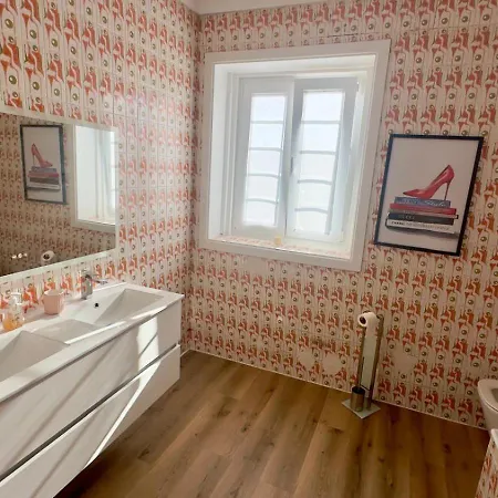 Bed & Breakfast Pink-shell 3*